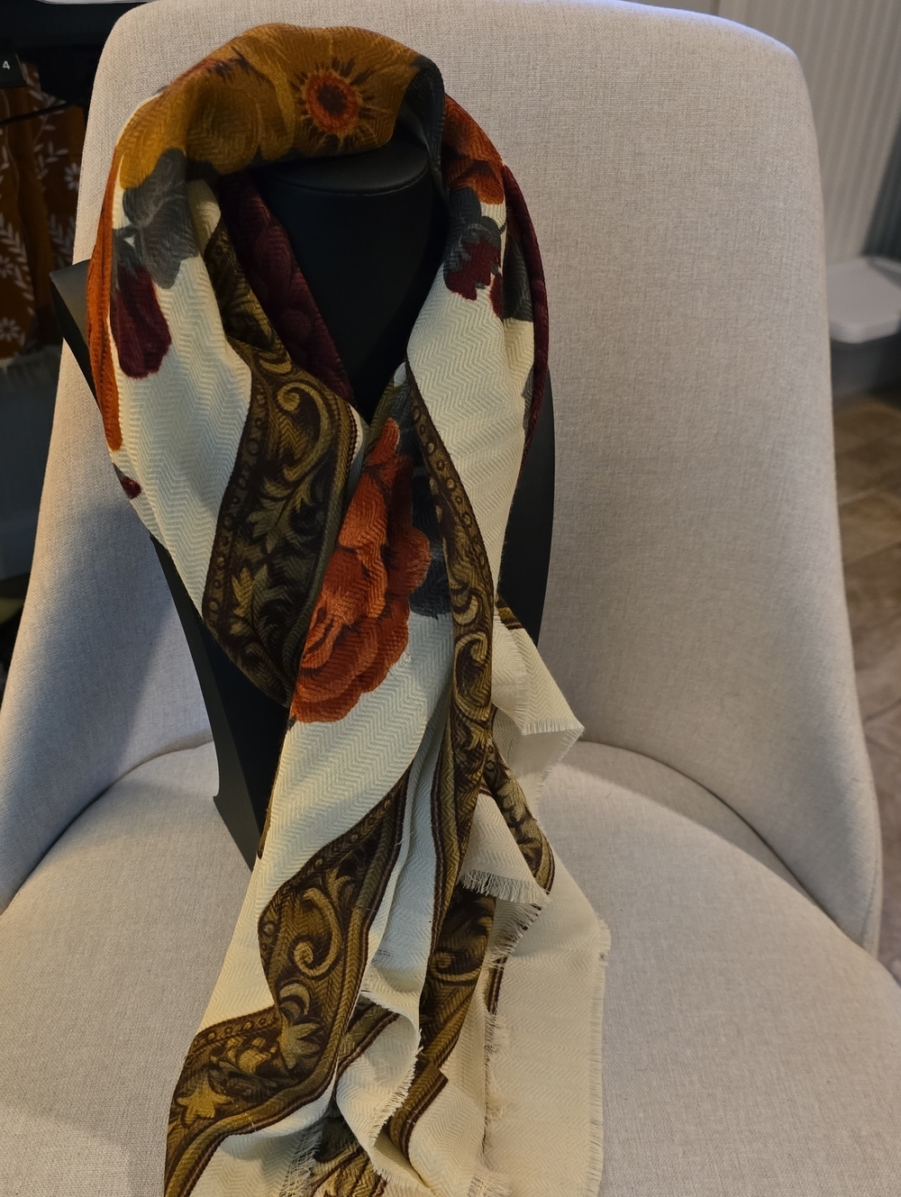 Vintage Basha Scarves Inc. Floral Square Scarf – Made in Italy, Rich Autumn Tone - Picture 7 of 7